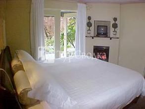 A Downtown Victoria Bed and Breakfast 3*