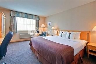 Holiday Inn Kelowna Sw-Westbank 3*