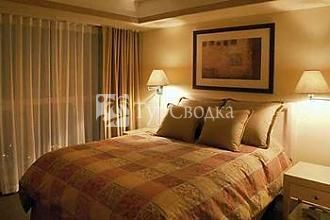 Le Chamois Hotel Whistler 3*