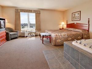 Days Inn & Suites Winkler 5*