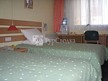 Home Inn Beitaipingzhuang Beijing 2*
