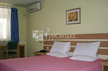 Home Inn Zhanlanguan Beijing 2*