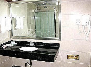 Hongqi Hotel 2*