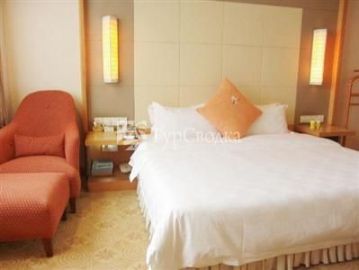 Huatian Changde Hotel 4*