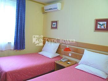 Home Inn (Chengdu Xinhong Road) 5*