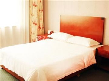 Chongqing Jiangbei Airport Hotel 3*
