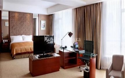 Furong International Hotel 4*