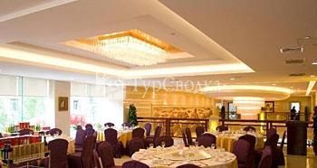 White Clouds Hotel Dalian 4*