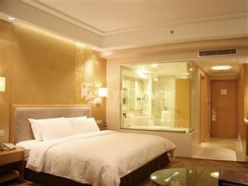 Crowne Plaza Hotel Dandong 4*