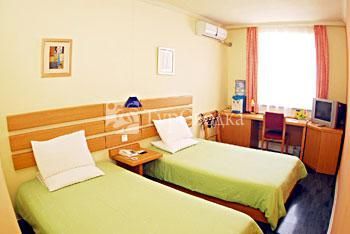 Home Inn Dandong Jiangcheng Street 1*