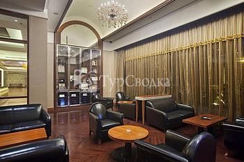 Holiday Inn Dongguan 4*