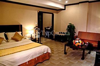 Guihouyuan Business Hotel 4*