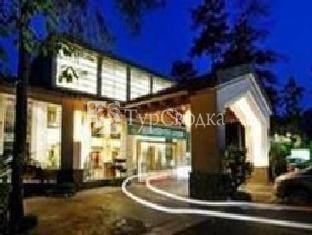 Emei Paradise Holiday Hotel 4*