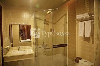 Jinli Holiday Hotel 4*