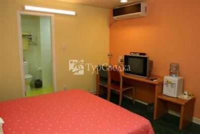 Home Inn (Foshan Baihua Plaza) 2*