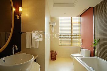 Days Hotel Riverview Hangzhou 4*