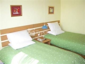 Home Inn (Hangzhou Xiaoshan Shixin North Road) 2*