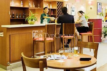 Hotel Ibis (Hangzhou Xiasha) 2*