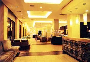 Houhai Holiday Hotel 4*