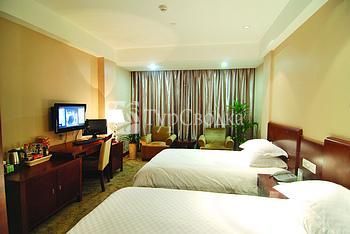 Huatian Holiday Hotel 3*