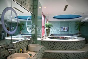 Milan Continental Hotel 5*