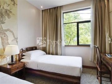 Starway JingShang Hotel 2*