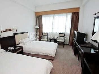 Zhongrui Tower Hotel 3*