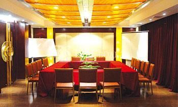 Shijia Business Hotel 2*