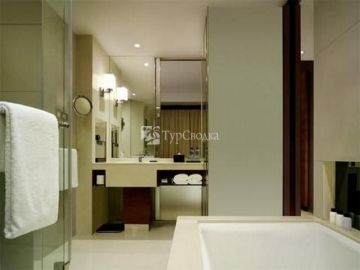 Hyatt Regency Hong Kong Tsim Sha Tsui 5*
