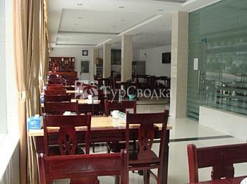 Yun Hai Lou Hotel 3*