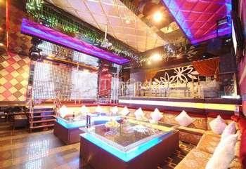 Dreamland Huizhou Hotel 4*