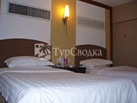 Hai Feng Hotel 2*