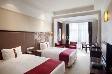 Holiday Inn Lushan Jiujiang 4*