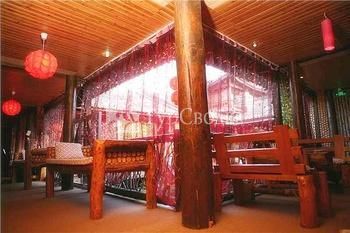Lijiang 0888 Warm Inn 3*