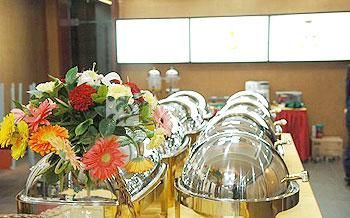 Dazhong Holiday Inn 3*