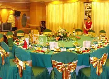 Chang Jiang Chang Hotel 4*
