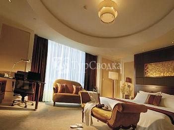 Plaza Hotel Yuyao 5*