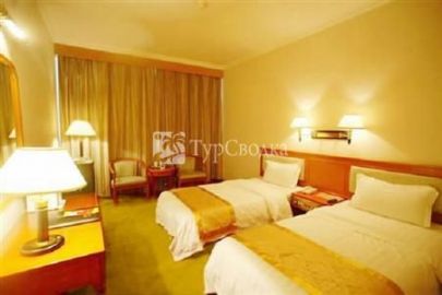 Guiyuan Holiday Hotel 3*