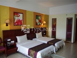Honghua Holiday Hotel 4*