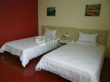 Hanting Express (Shanghai Chuansha) 2*