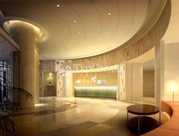 Holiday Inn Express Jinqiao Central 3*