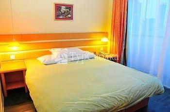 Home Inn Shanghai Maxicheng 2*