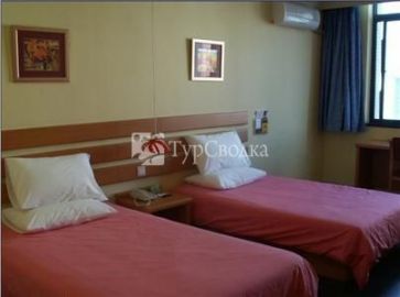 Home Inn Shanghai Songjiang Industial Area 2*
