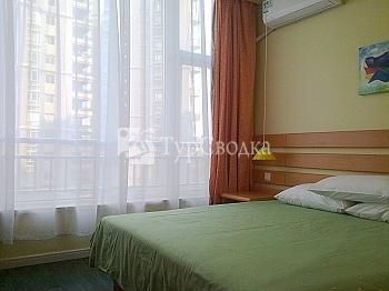 Home Inn Town's God Temple the Bund 1*