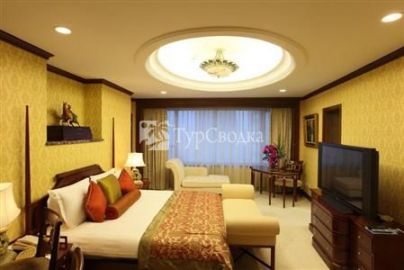Howard Johnson Plaza Shanghai 5*