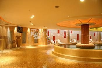 International Hotel Shaoxing 5*