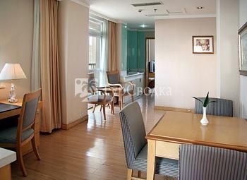 Margaret Center Hotel 3*