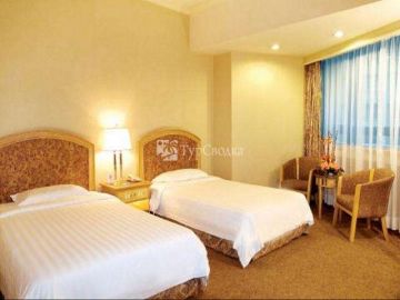 Century Plaza Hotel Shenzhen 4*