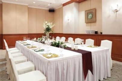 Crowne Plaza Hotel and Suites Landmark Shenzhen 5*