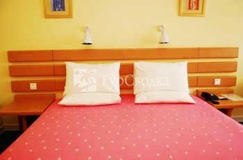 Home Inn Xuzhou Pengcheng Road 2*